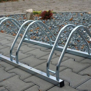 Stojak rowerowy trzy stanowiskowy możliwość zaparkowania sześciu rowerów